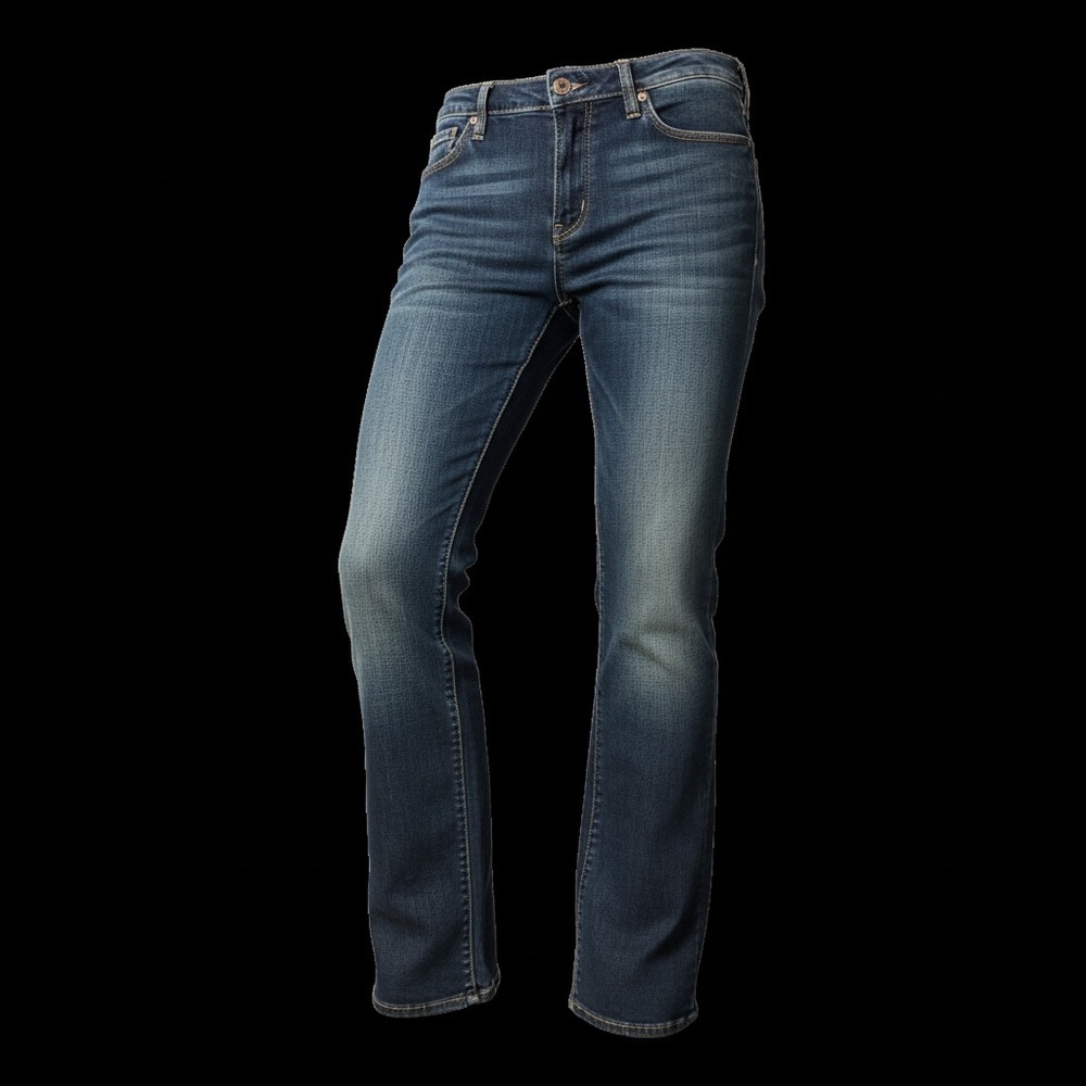 Express Women's Mid Wash Straight-Leg Jeans